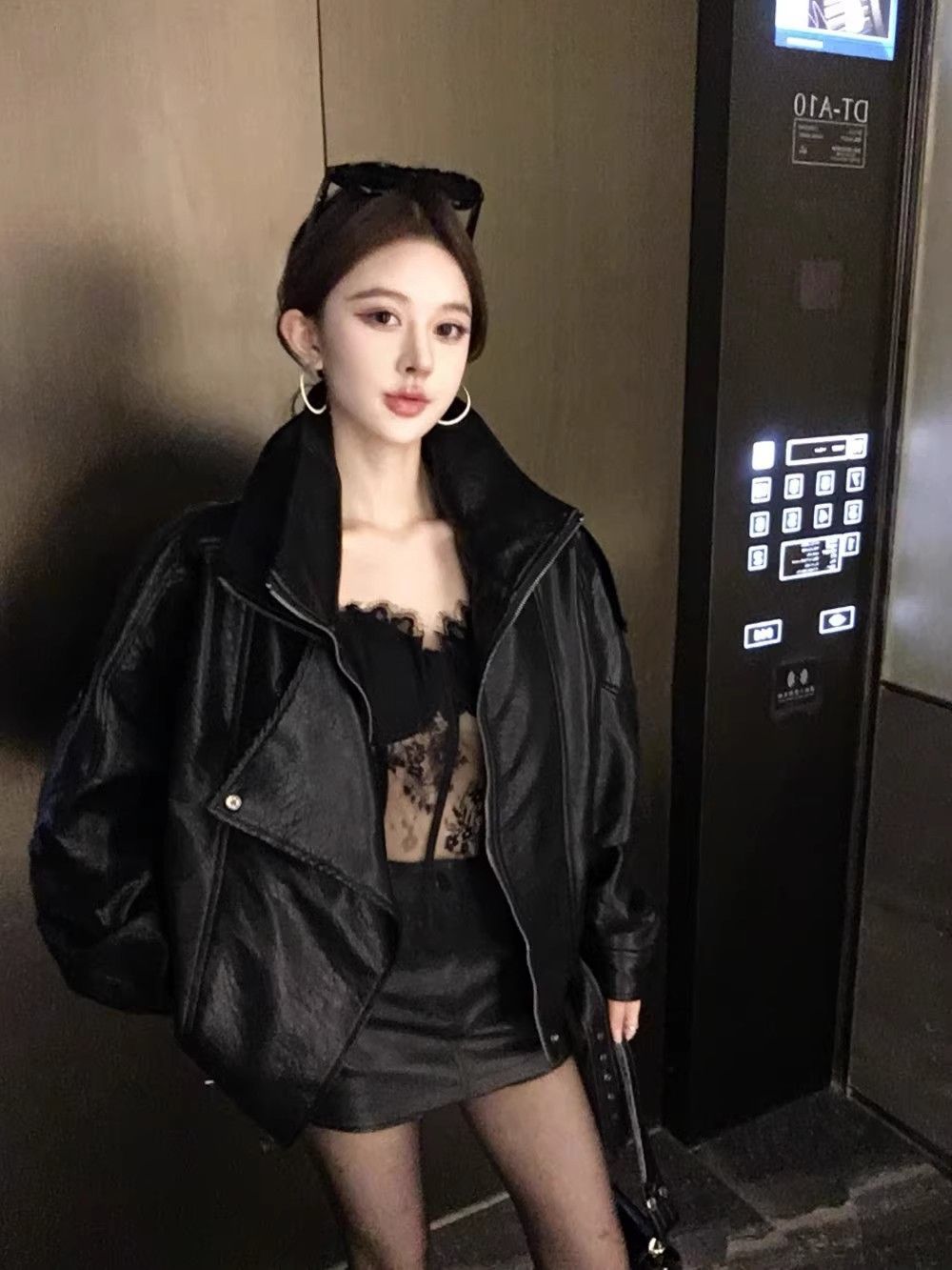 Women's Vintage Zippered Lapel Jacket