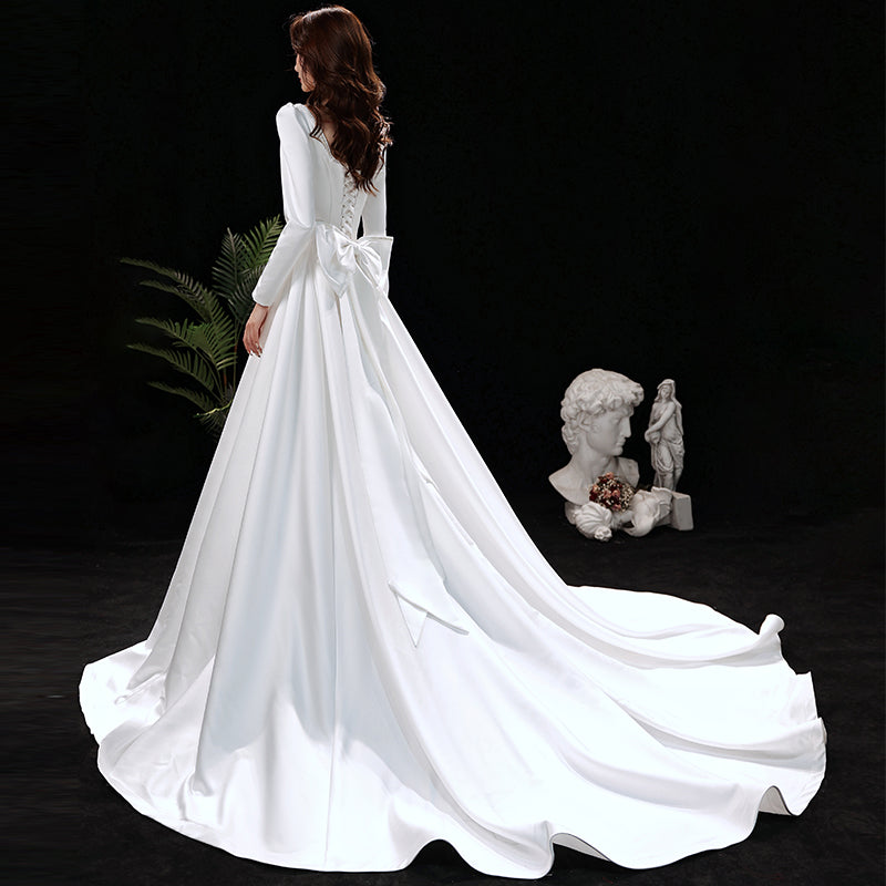 Korean Minimalist Hepburn Style Trailing Dress
