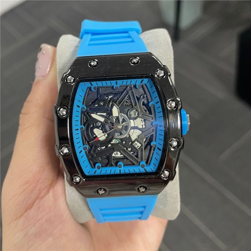Men's Luminous Quartz Watch with Dual Calendar