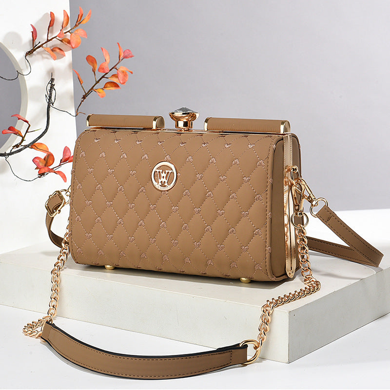Diamond-Quilted Premium Shoulder Bag