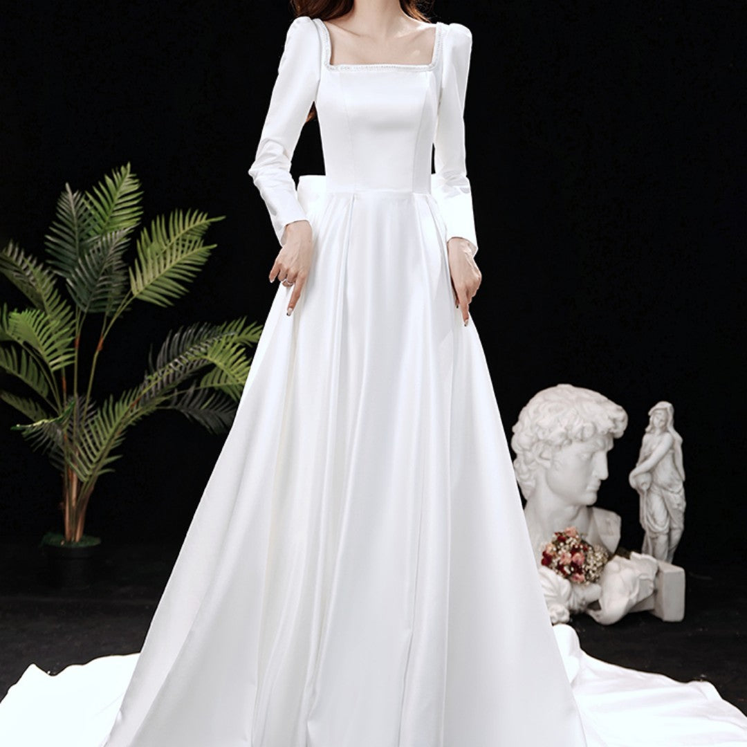 Korean Minimalist Hepburn Style Trailing Dress
