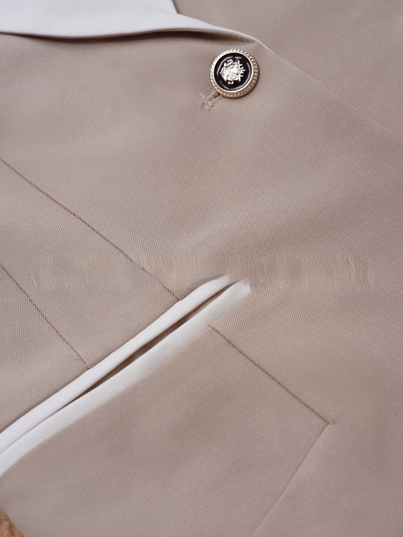 Women's Contrast Button Formal Blazer