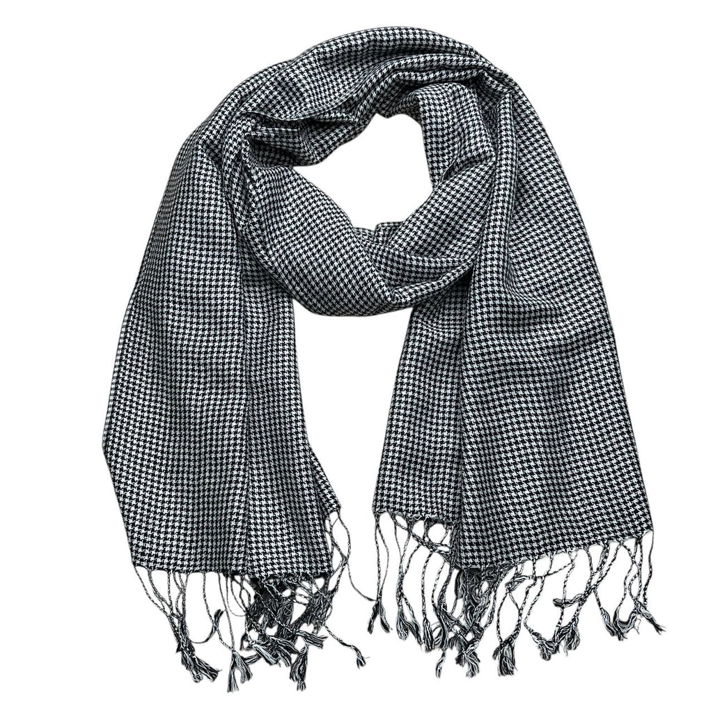 2pcs Modern Edge With Classic Colors Black White Graphic Jacquard Scarf ,Luxe Look For Evening Wear,Scarf,vacation,daily Life,evening Party,Office Appropriate Subtlety For Women Men